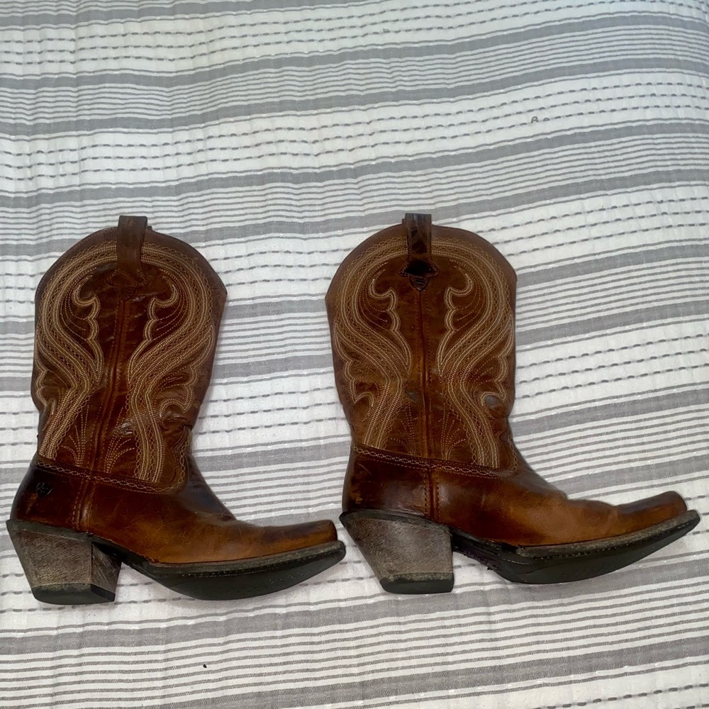 Ariat boots, Size 8.5 B